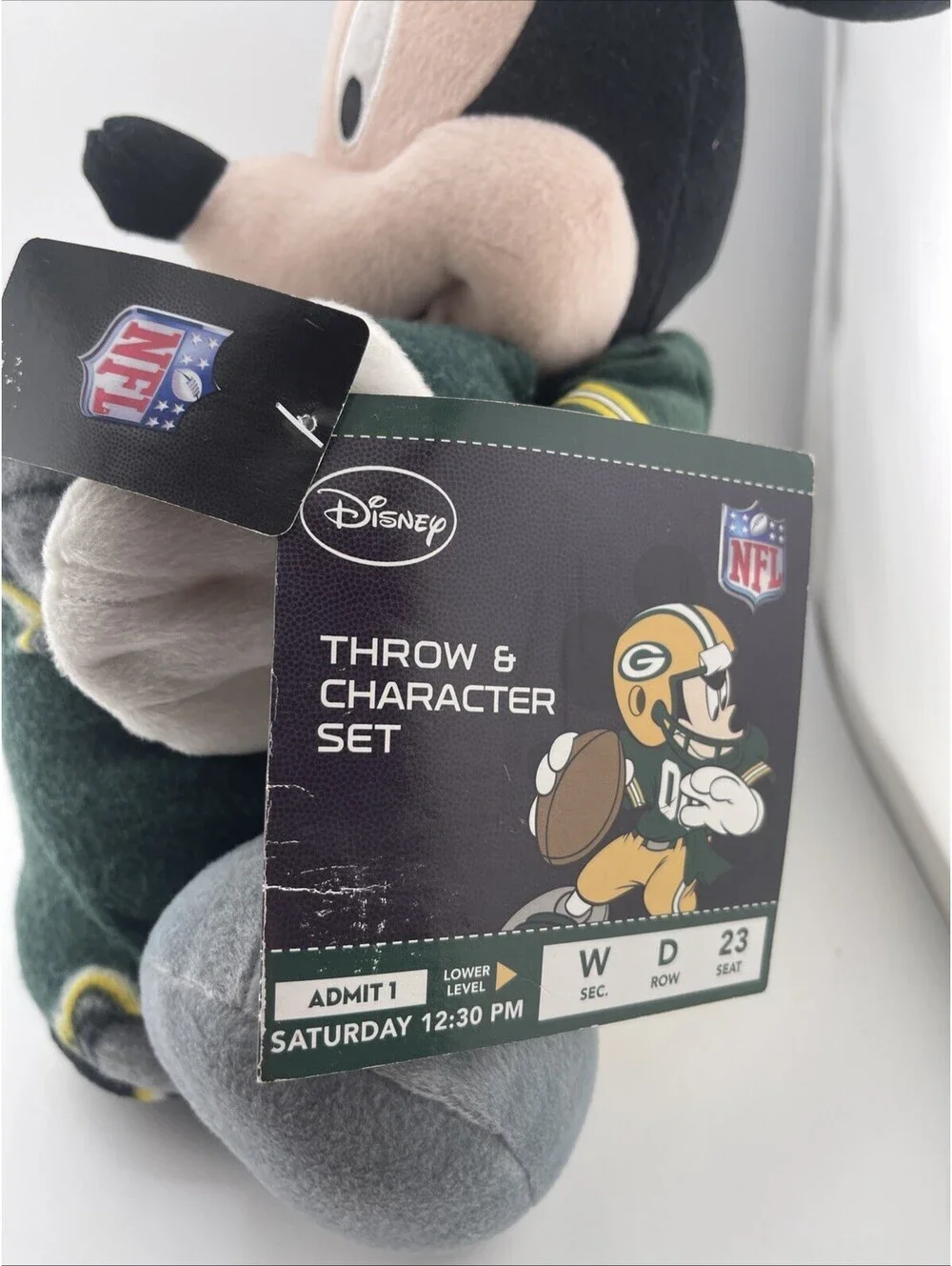 Green Bay Packers Mickey Mouse Throw Blanket NFL Offical Brand New